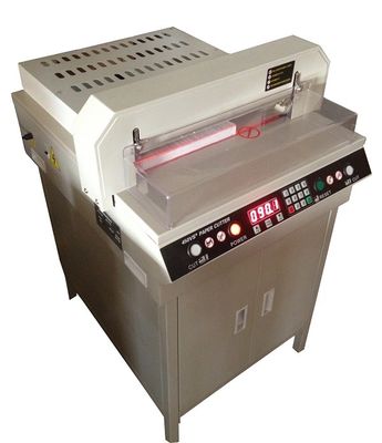China High Speed Number Control Electric Paper Cutting Machine High Precision supplier