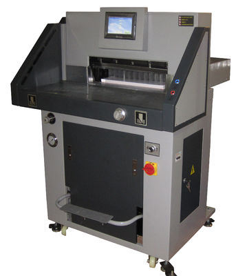 China Industrial Program Control Electric Paper Guillotine Cutter Machine Max Cutting 720mm supplier
